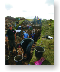 Volunteers and ARS Ltd staff hard at work excavating the ditch