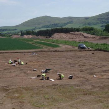 Excavation of a multi-phase Neolithic site that has produced the largest Neolithic ceramic assemblage in northern England. © Copyright ARS Ltd 2018